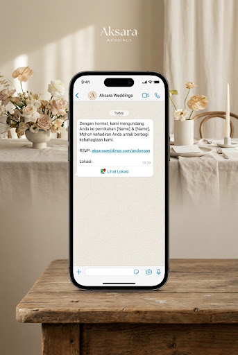 WhatsApp Chat Mockup